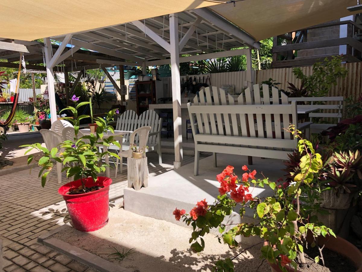 Blue Wave Guest House Caye Caulker Exteriér fotografie